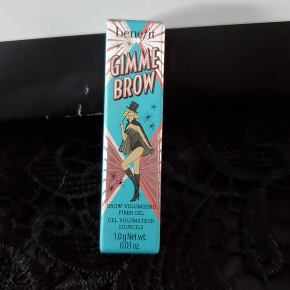 Benefit Other - NEW Benefit Gimme Brow fiber gel